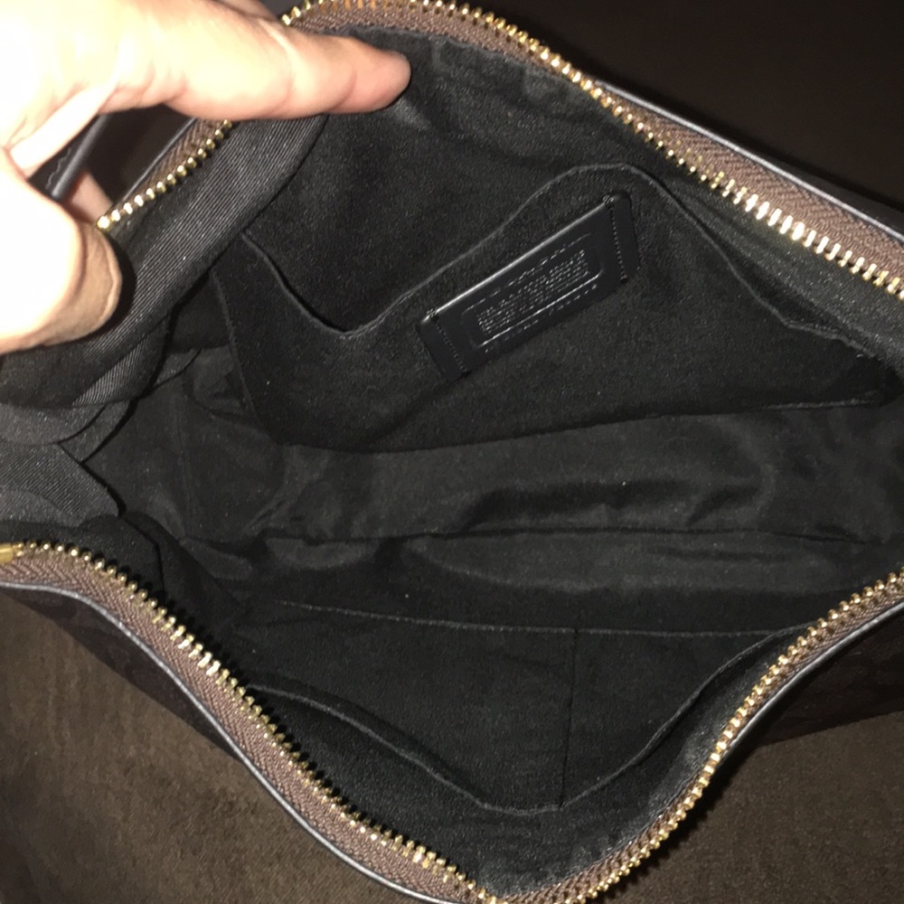Authentic Coach purse - Picture 3 of 4